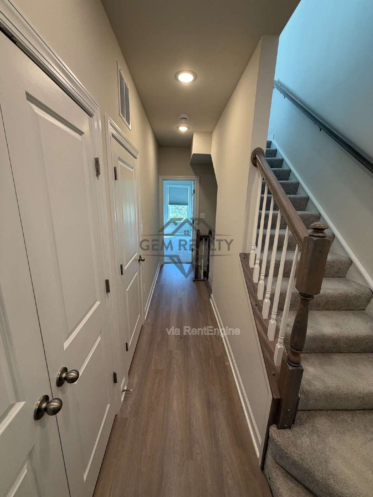 Luxury / High-End: 2 Bedroom, Bonus Room/3rd non-conforming bedroom with 4 total  Bathrooms property image