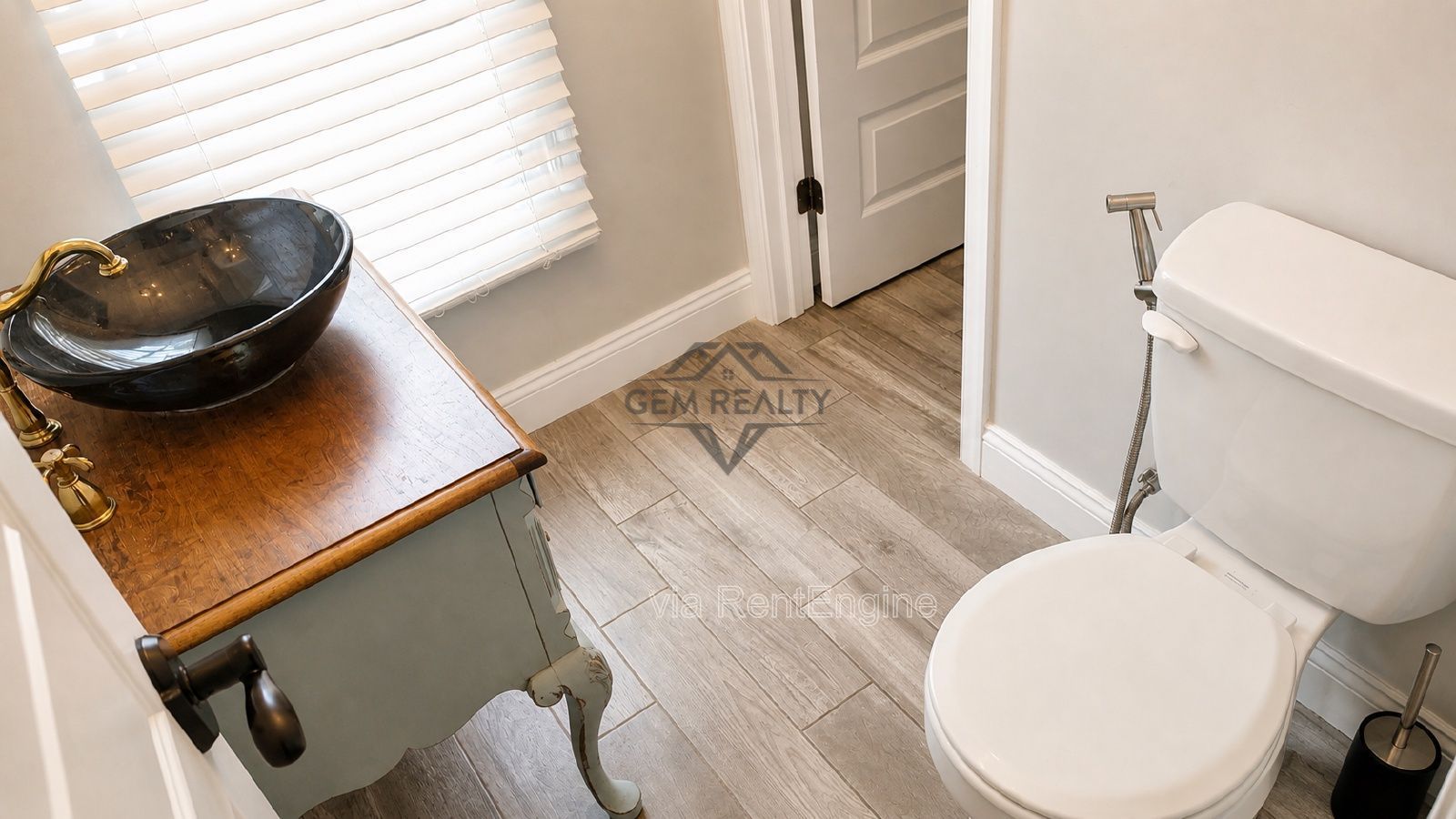 Charming Historic Colonial in Downtown Fredericksburg – Walk to VRE! property image