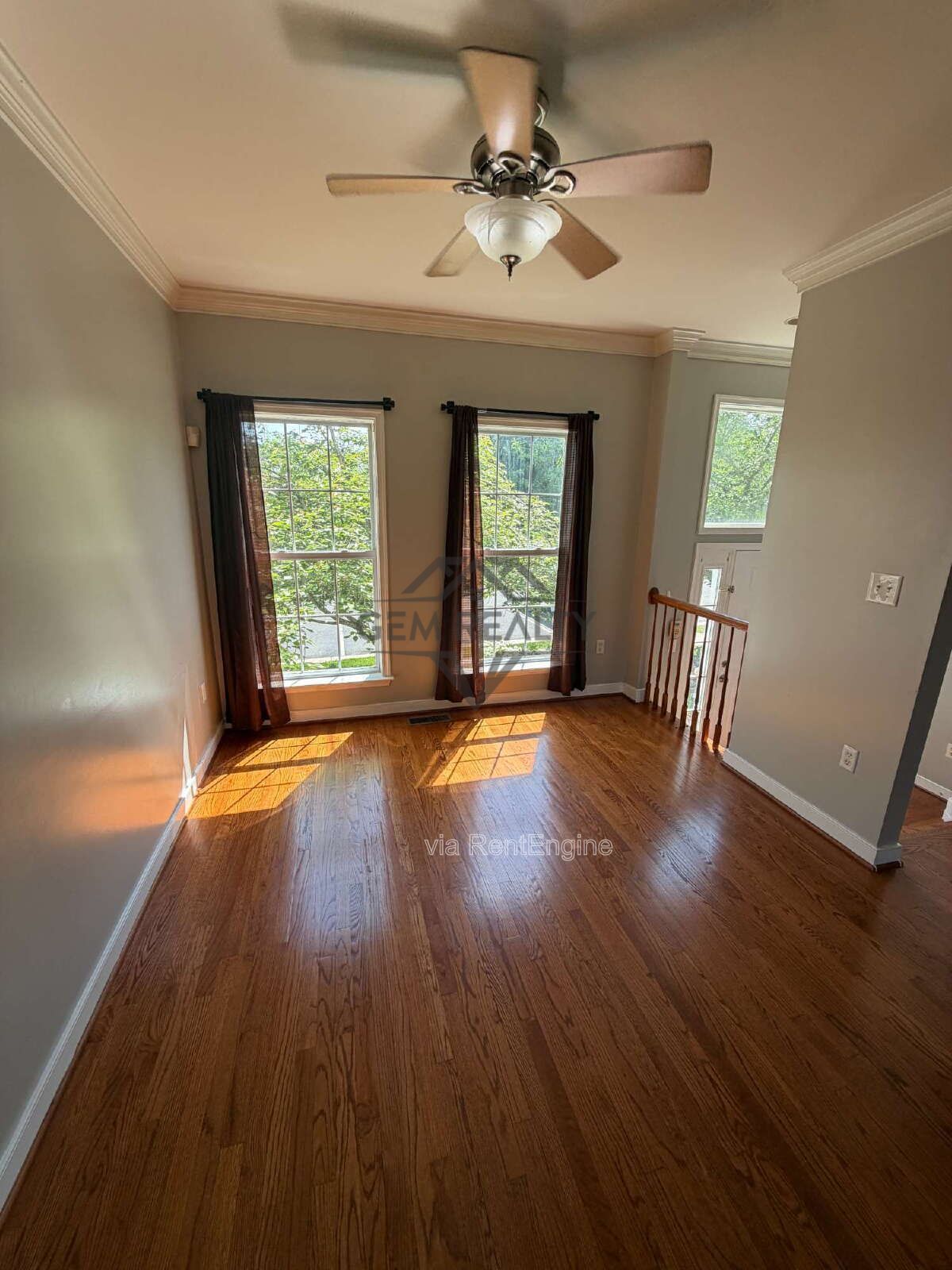 Spacious Townhome with Flexible Living Space in Prime Woodbridge Location property image