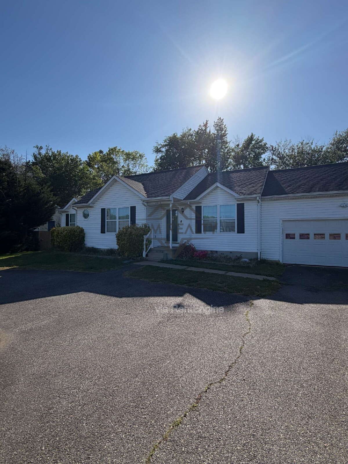 Charming 3-bedroom, 2-bath split-bedroom home property image