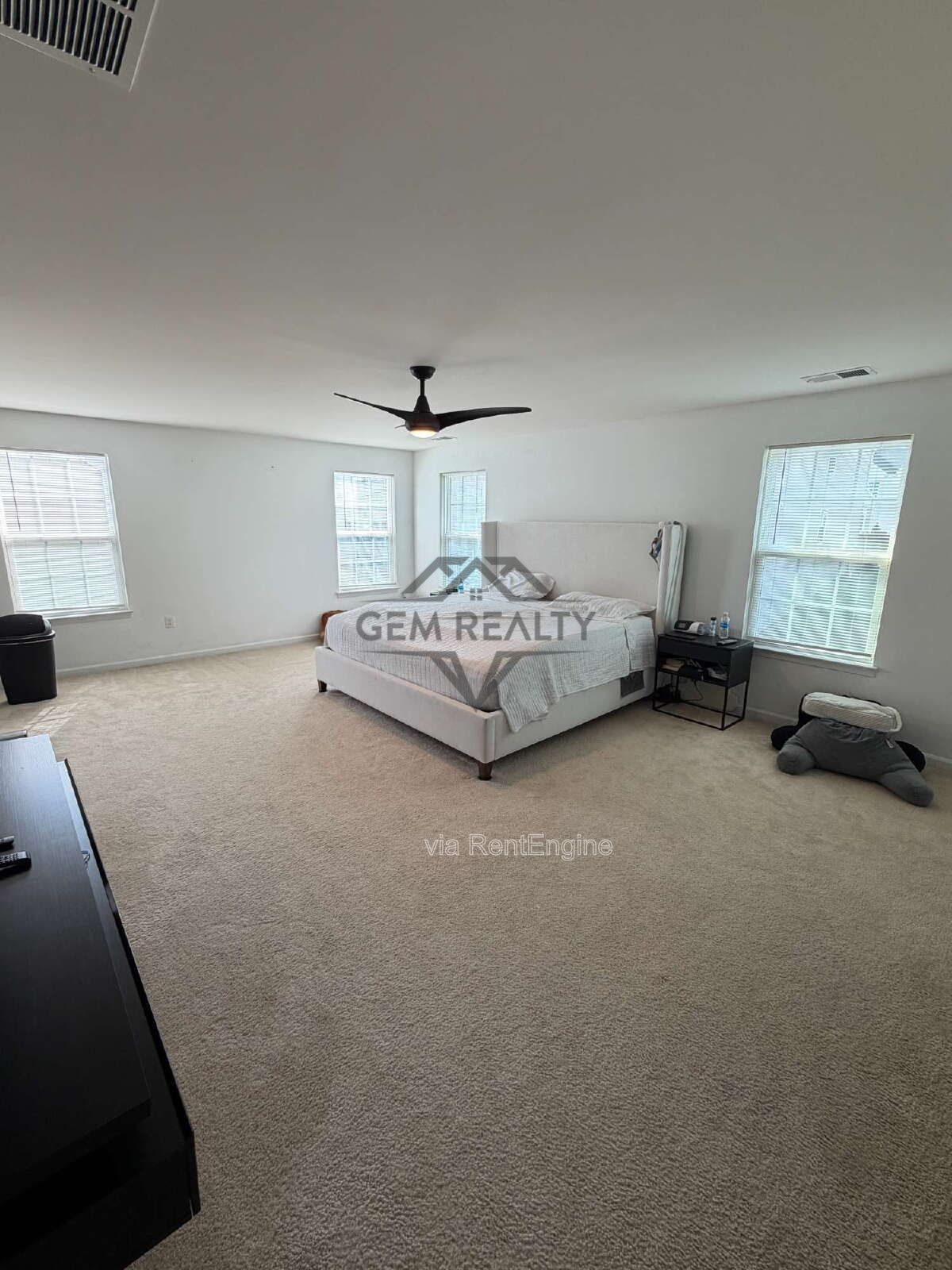 Amenity-Rich Living at Its Best – 4BR Home in Lees Parke – Over 4,400 Sq Ft! property image