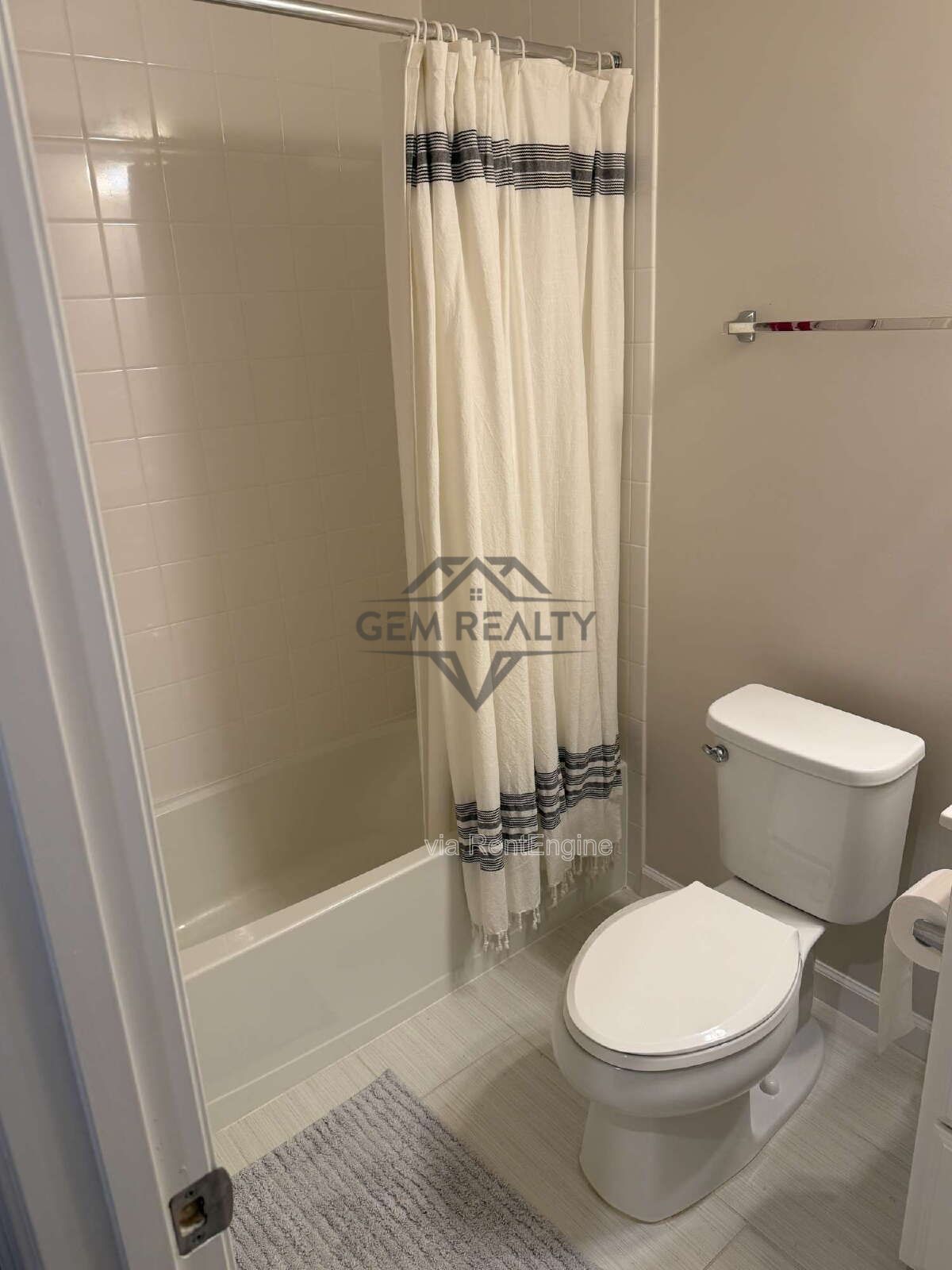 Modern Townhome in Prime Fredericksburg Location property image