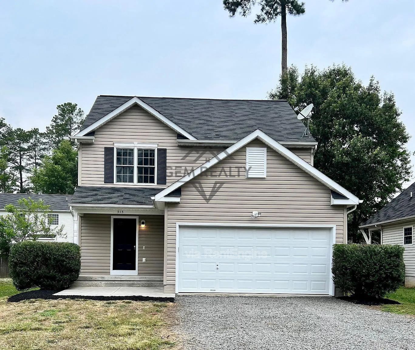 Located in the heart of Colonial Beach, 3BR and 2.5Ba Rental property image