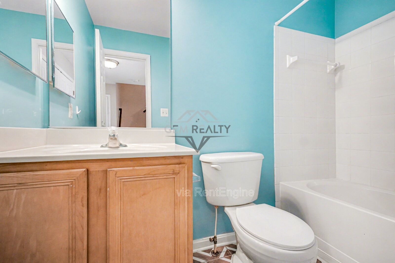 Spacious End-Unit 4 Bedroom Townhome for Rent in King George, VA property image