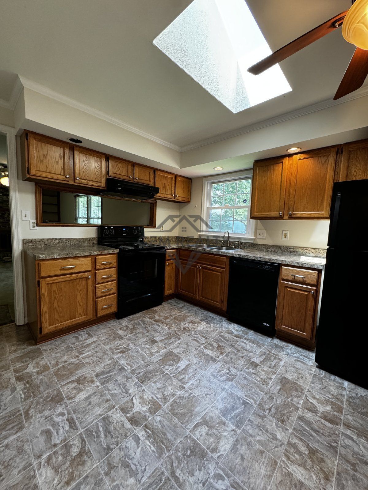 Charming 3-Bedroom Home with 2 Full Baths in Prime Fredericksburg Location – 5088 Blarney Street property image