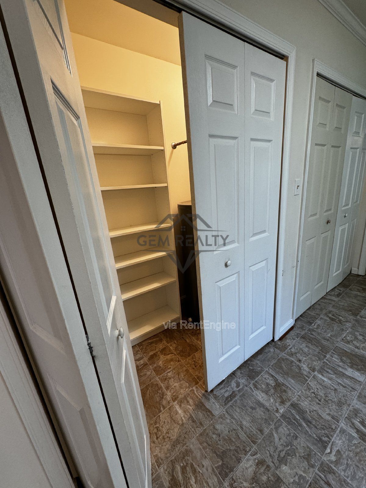 Charming 3-Bedroom Home with 2 Full Baths in Prime Fredericksburg Location – 5088 Blarney Street property image
