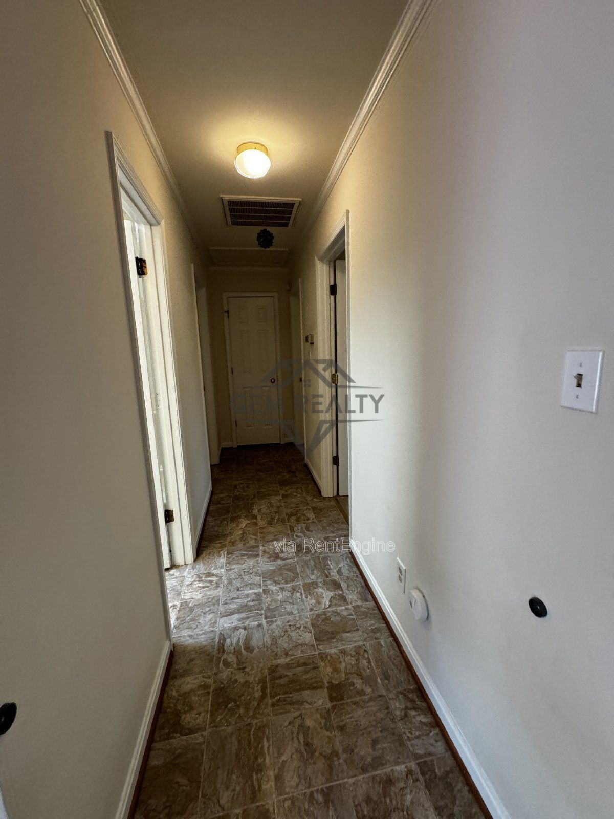 Charming 3-Bedroom Home with 2 Full Baths in Prime Fredericksburg Location – 5088 Blarney Street property image