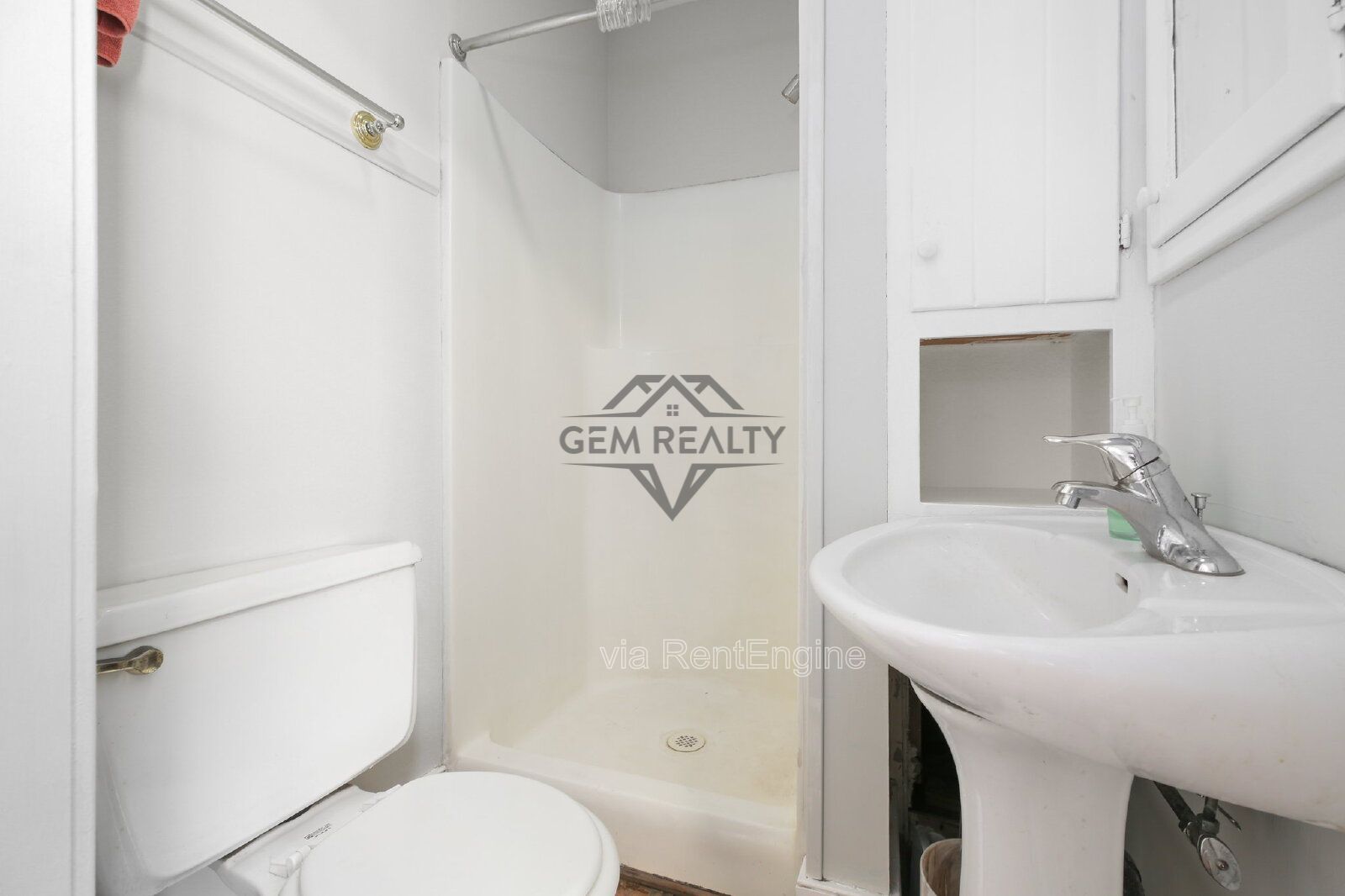 Charming Historic Cottage – 710 Caroline St Unit D, Fredericksburg, VA 22401 (