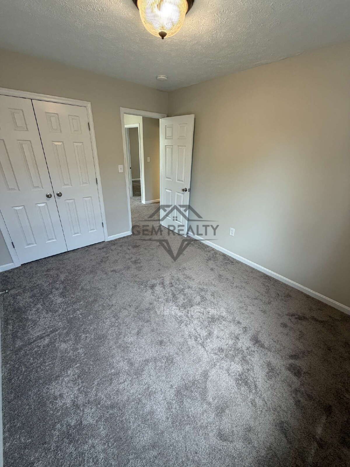Located in the heart of Colonial Beach, 3BR and 2.5Ba Rental property image