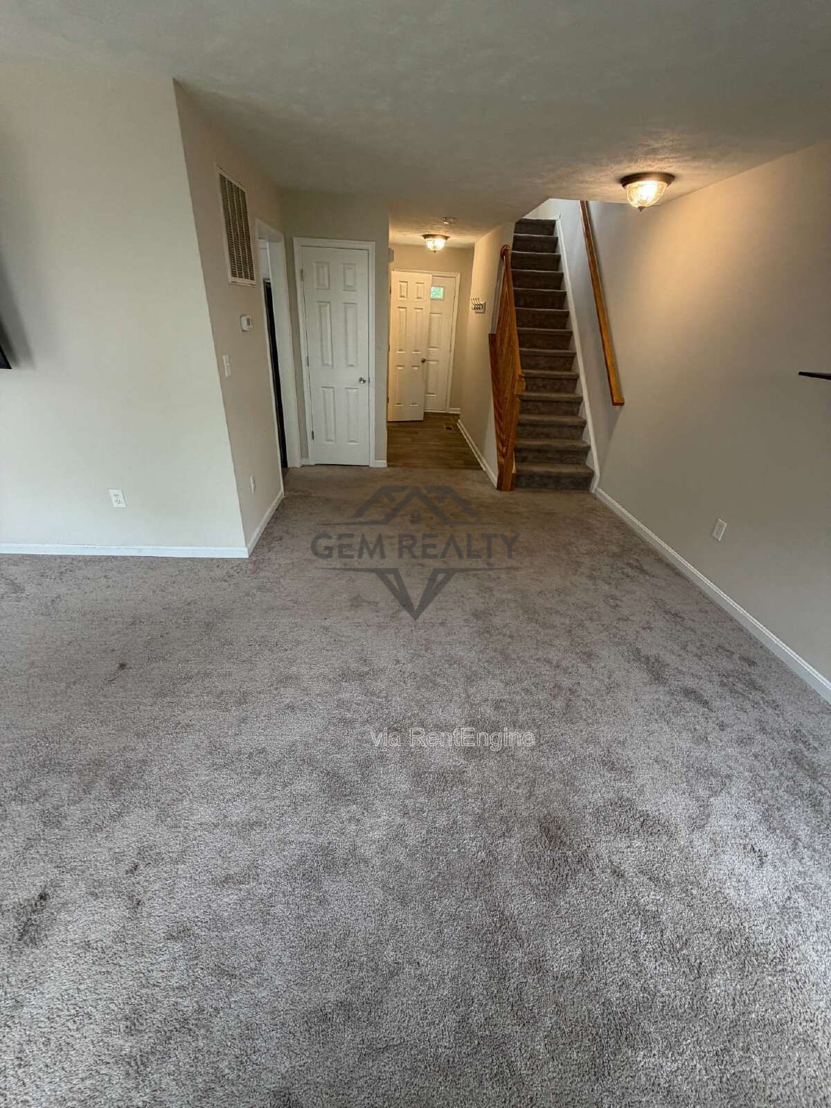 Located in the heart of Colonial Beach, 3BR and 2.5Ba Rental property image
