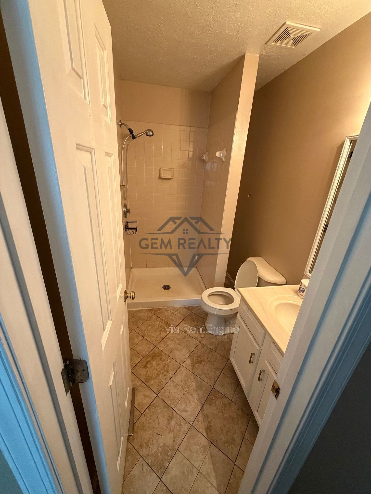 Charming 3-bedroom, 2-bath split-bedroom home property image