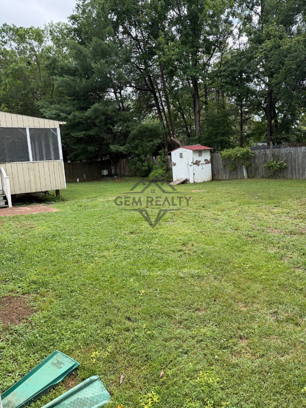 Charming 3-bedroom, 2-bath split-bedroom home property image