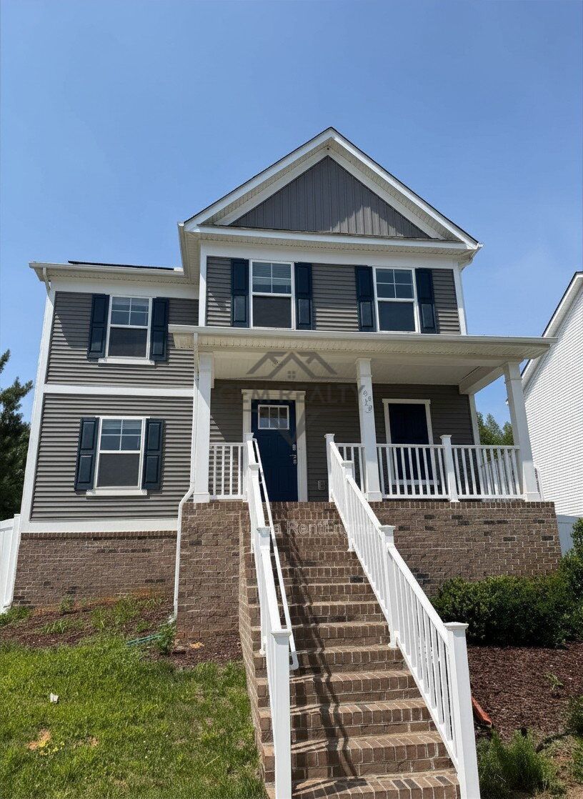 Like new 3BR 2.5BA property with solar panel use! property image