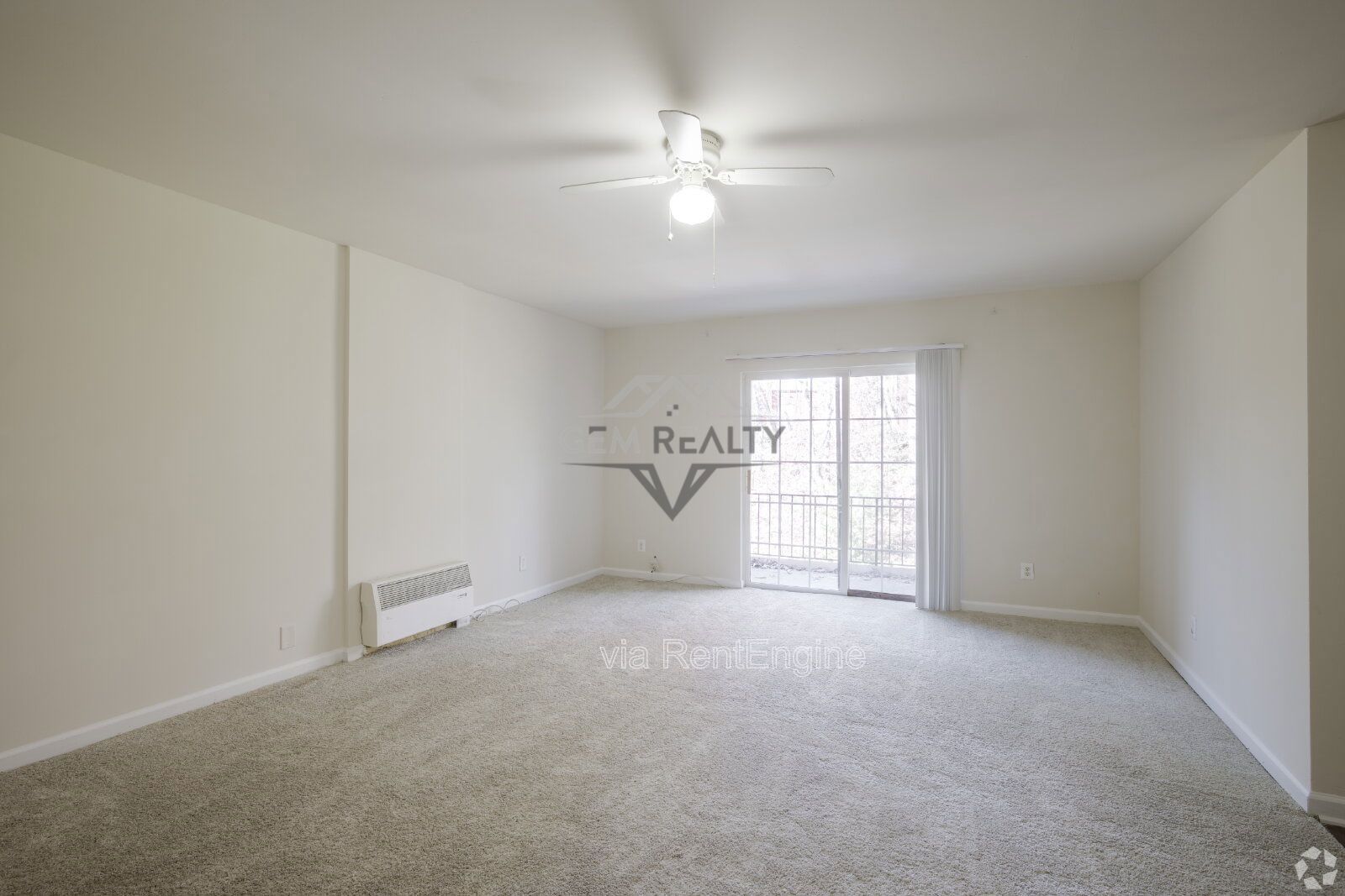 2 Bedroom Apartment in Convenient Woodbridge Location – Friendship Place Apartments property image