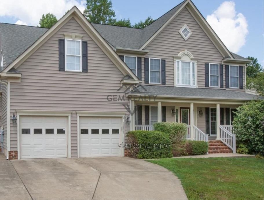 Luxurious, two level. 5-Bed Oasis with 4.5 Baths & Expansive 3,745 Sq Ft at 10410 Silver Creek Court! property image