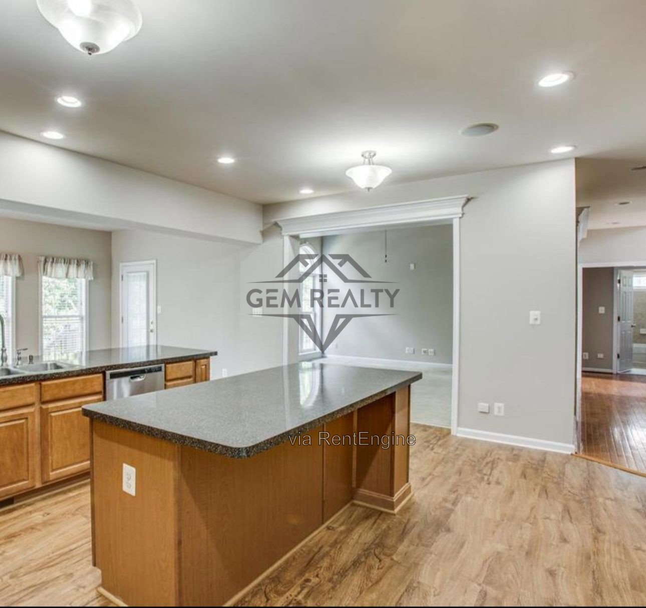 Luxurious, two level. 5-Bed Oasis with 4.5 Baths & Expansive 3,745 Sq Ft at 10410 Silver Creek Court! property image