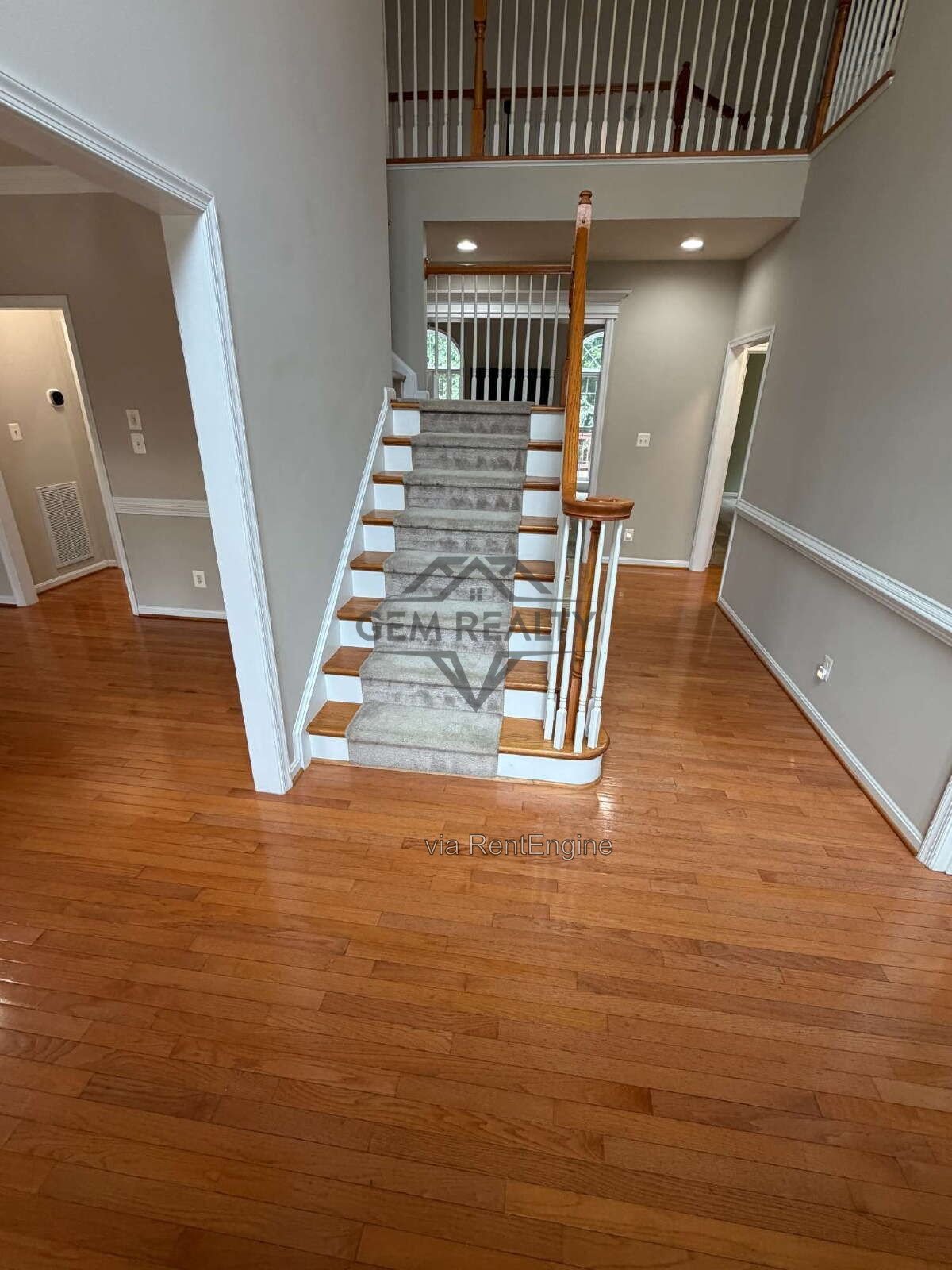 Luxurious, two level. 5-Bed Oasis with 4.5 Baths & Expansive 3,745 Sq Ft at 10410 Silver Creek Court! property image