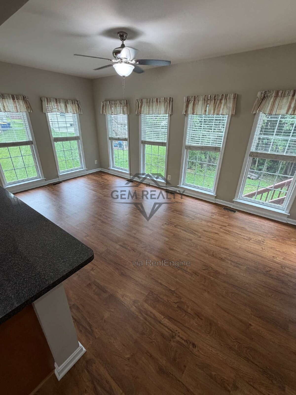 Luxurious, two level. 5-Bed Oasis with 4.5 Baths & Expansive 3,745 Sq Ft at 10410 Silver Creek Court! property image