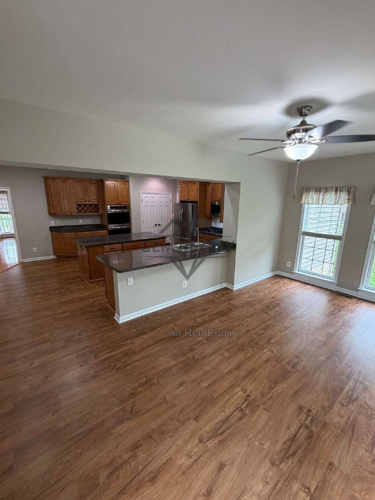 Luxurious, two level. 5-Bed Oasis with 4.5 Baths & Expansive 3,745 Sq Ft at 10410 Silver Creek Court! property image
