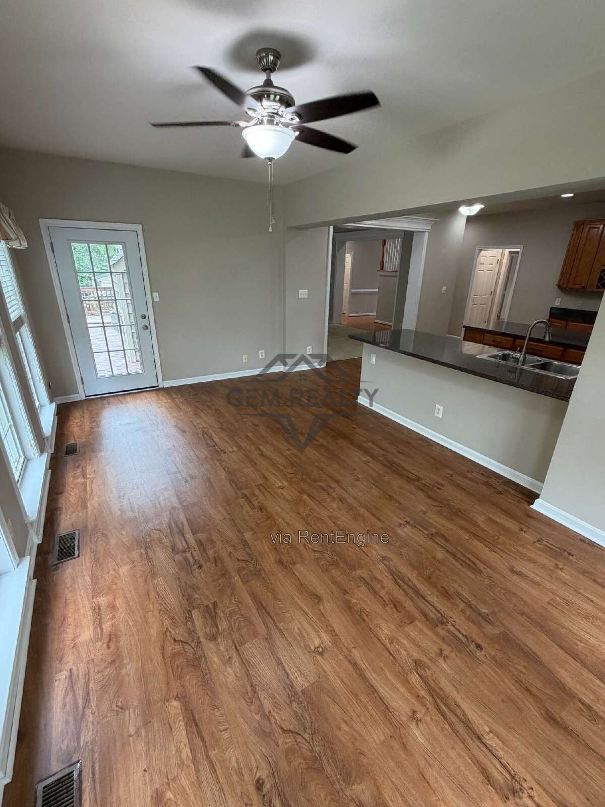Luxurious, two level. 5-Bed Oasis with 4.5 Baths & Expansive 3,745 Sq Ft at 10410 Silver Creek Court! property image