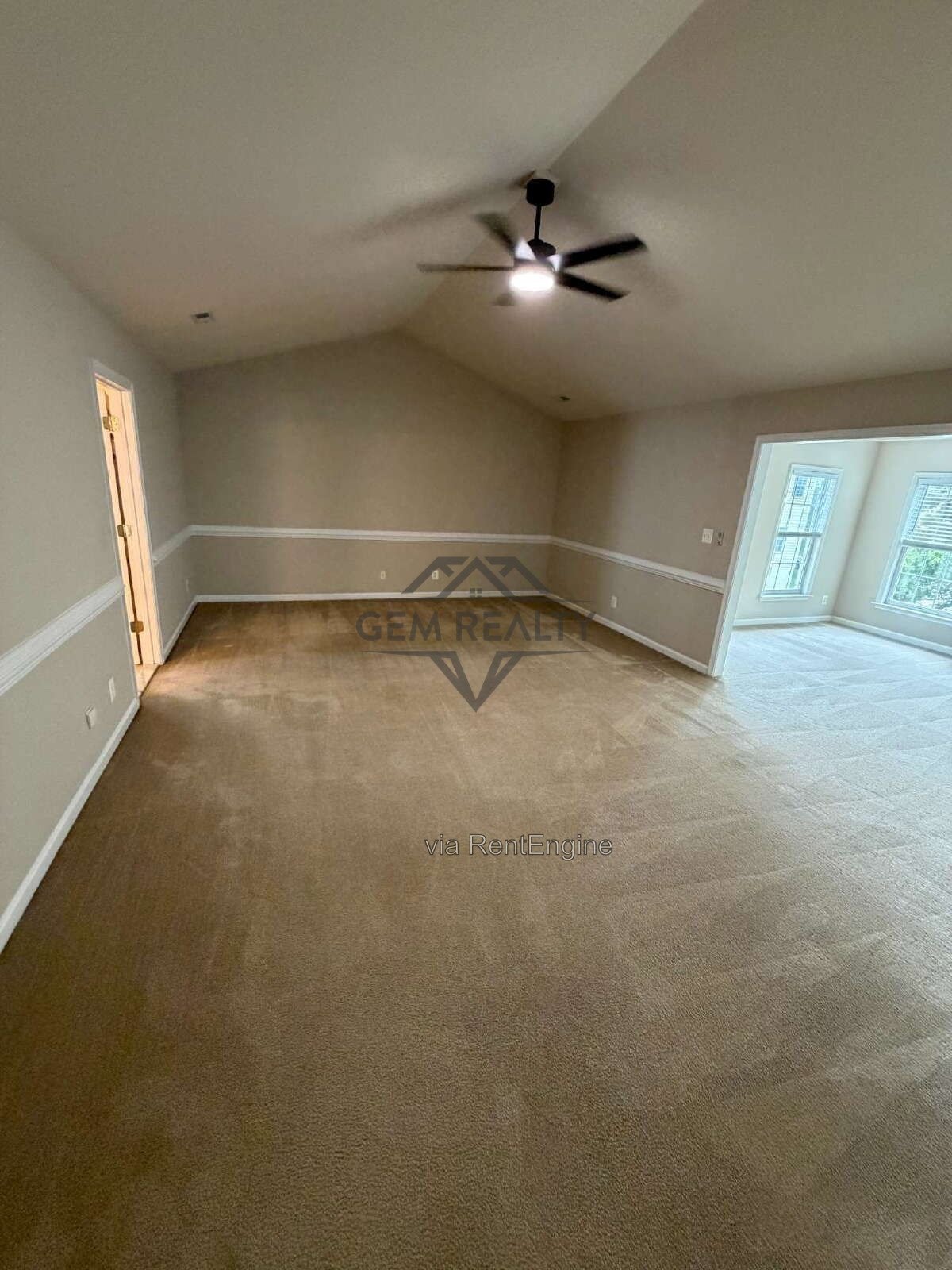 Luxurious, two level. 5-Bed Oasis with 4.5 Baths & Expansive 3,745 Sq Ft at 10410 Silver Creek Court! property image