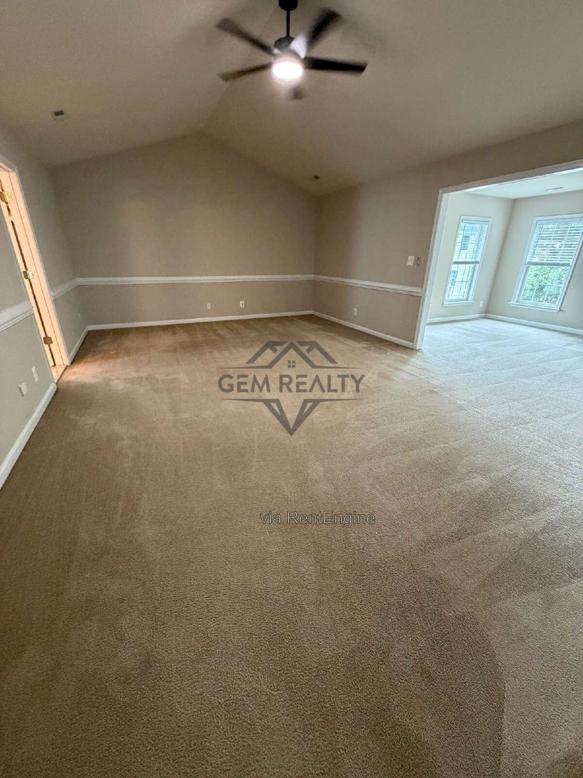 Luxurious, two level. 5-Bed Oasis with 4.5 Baths & Expansive 3,745 Sq Ft at 10410 Silver Creek Court! property image
