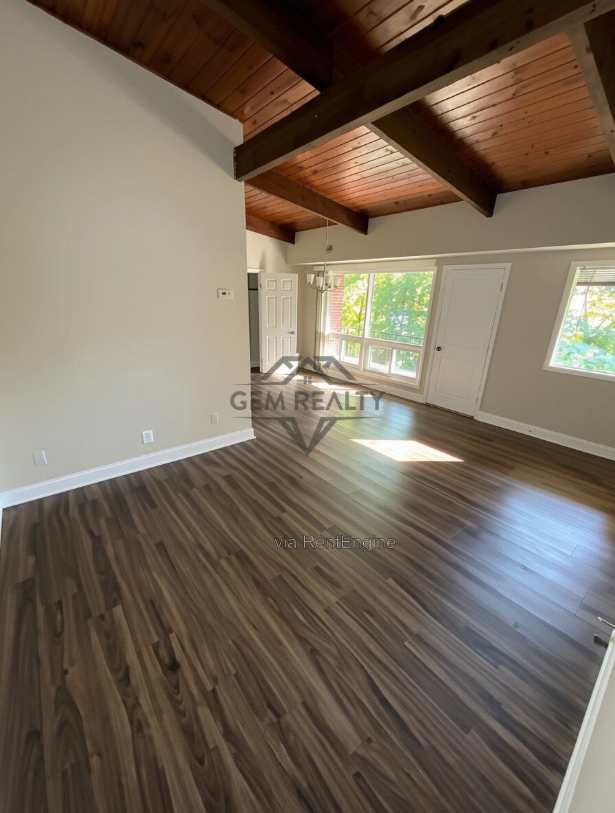 Cozy 2BR/1BA + Den Condo in the Heart of Woodbridge – Available NOW! property image