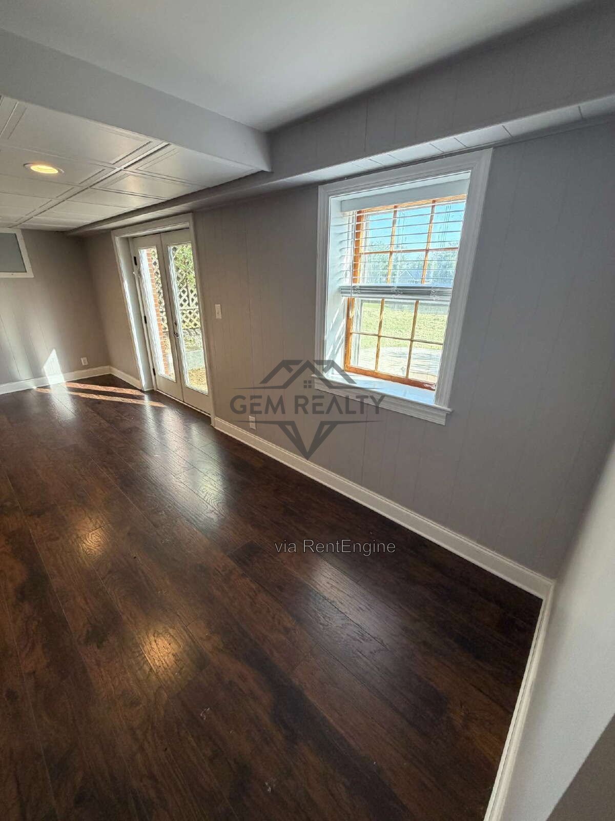 4 Bedroom | 3 Bath | Brick Home on 1.5 Acres | No HOA property image