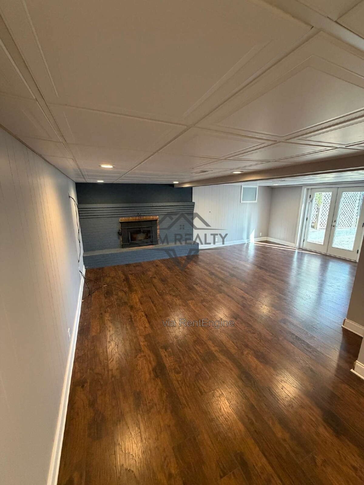 4 Bedroom | 3 Bath | Brick Home on 1.5 Acres | No HOA property image