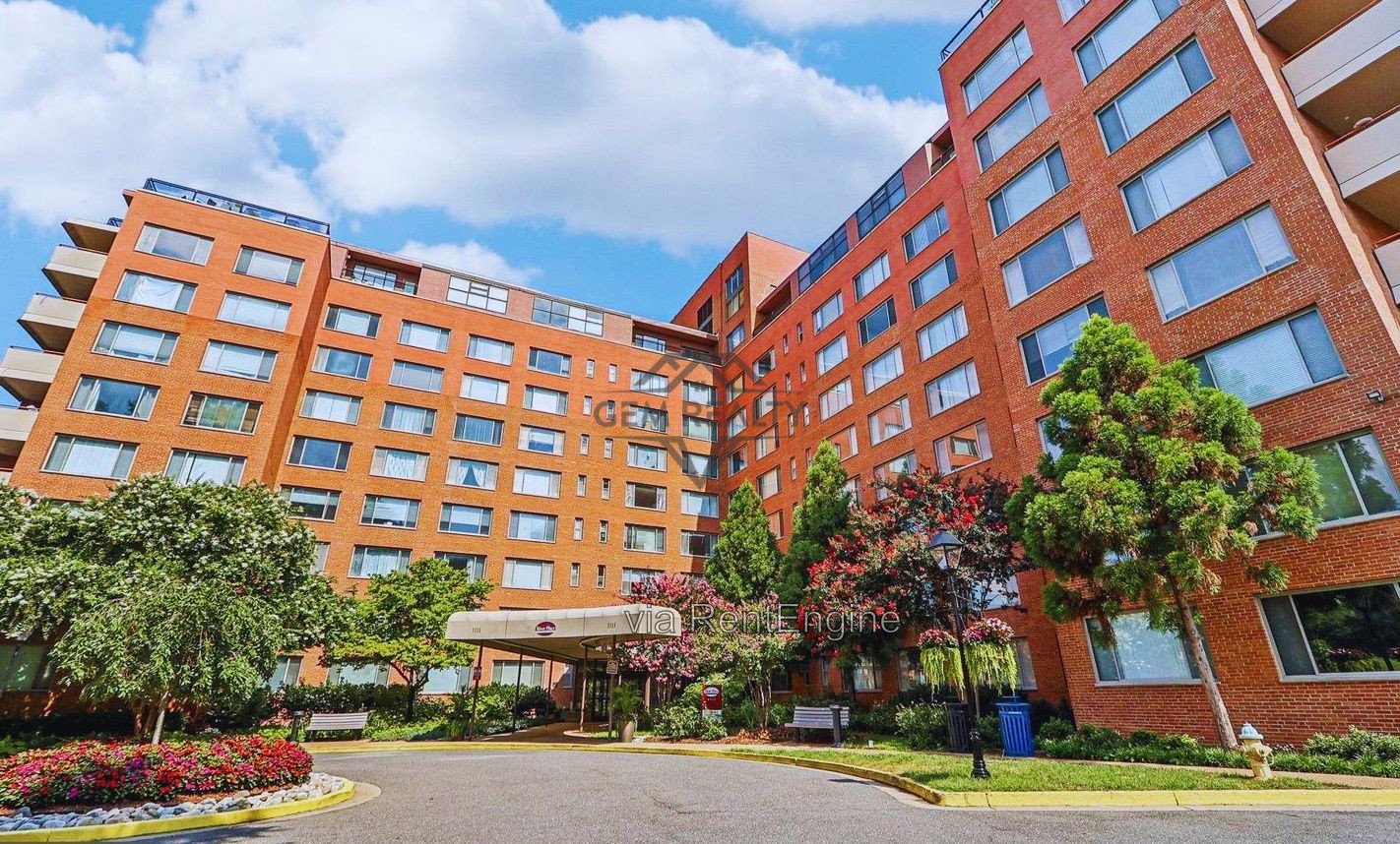 Charming Studio in River Place West – Arlington, VA property image
