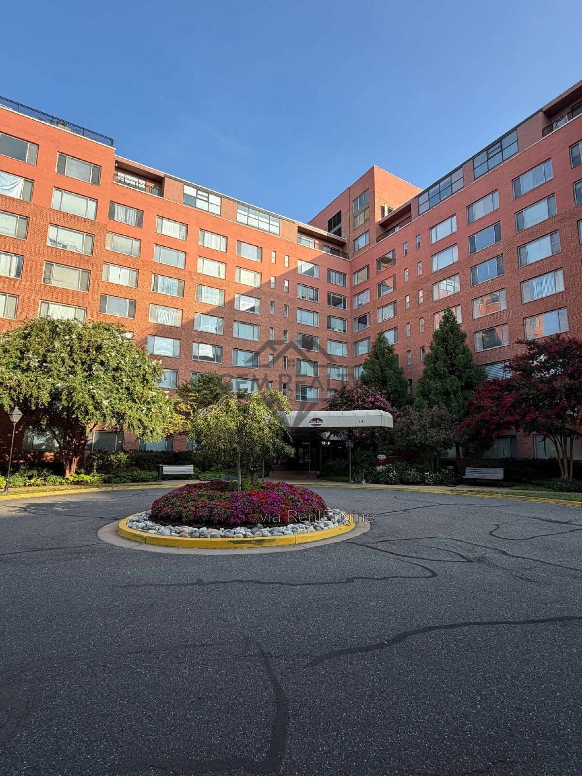 Charming Studio in River Place West – Arlington, VA property image