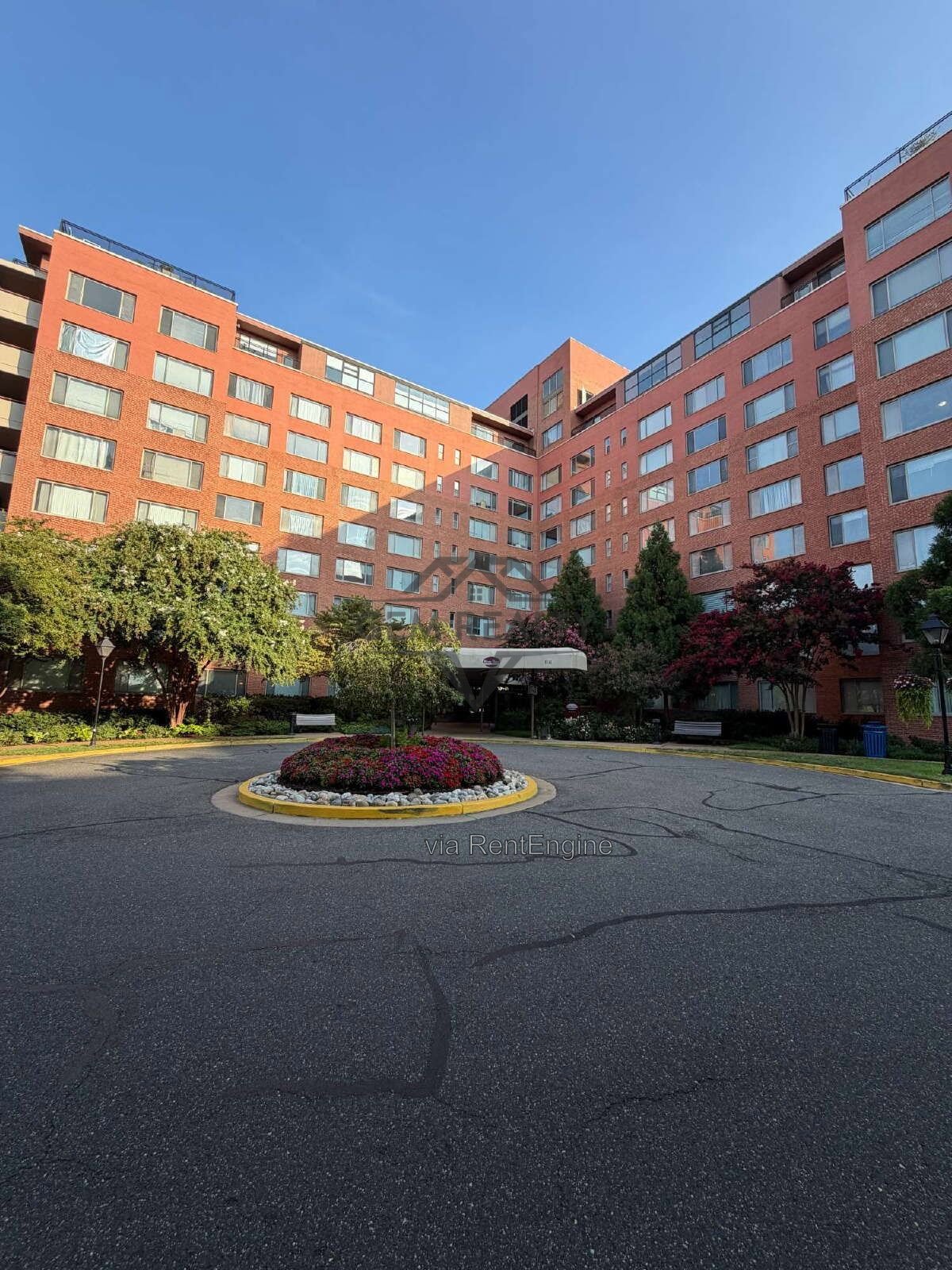 Charming Studio in River Place West – Arlington, VA property image