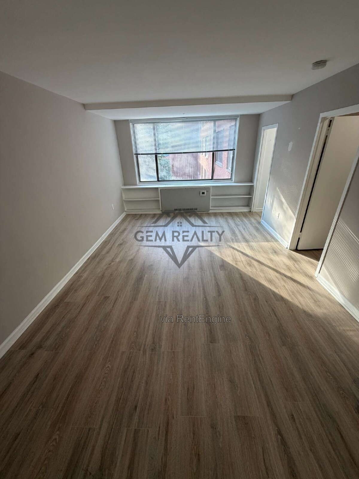 Charming Studio in River Place West – Arlington, VA property image