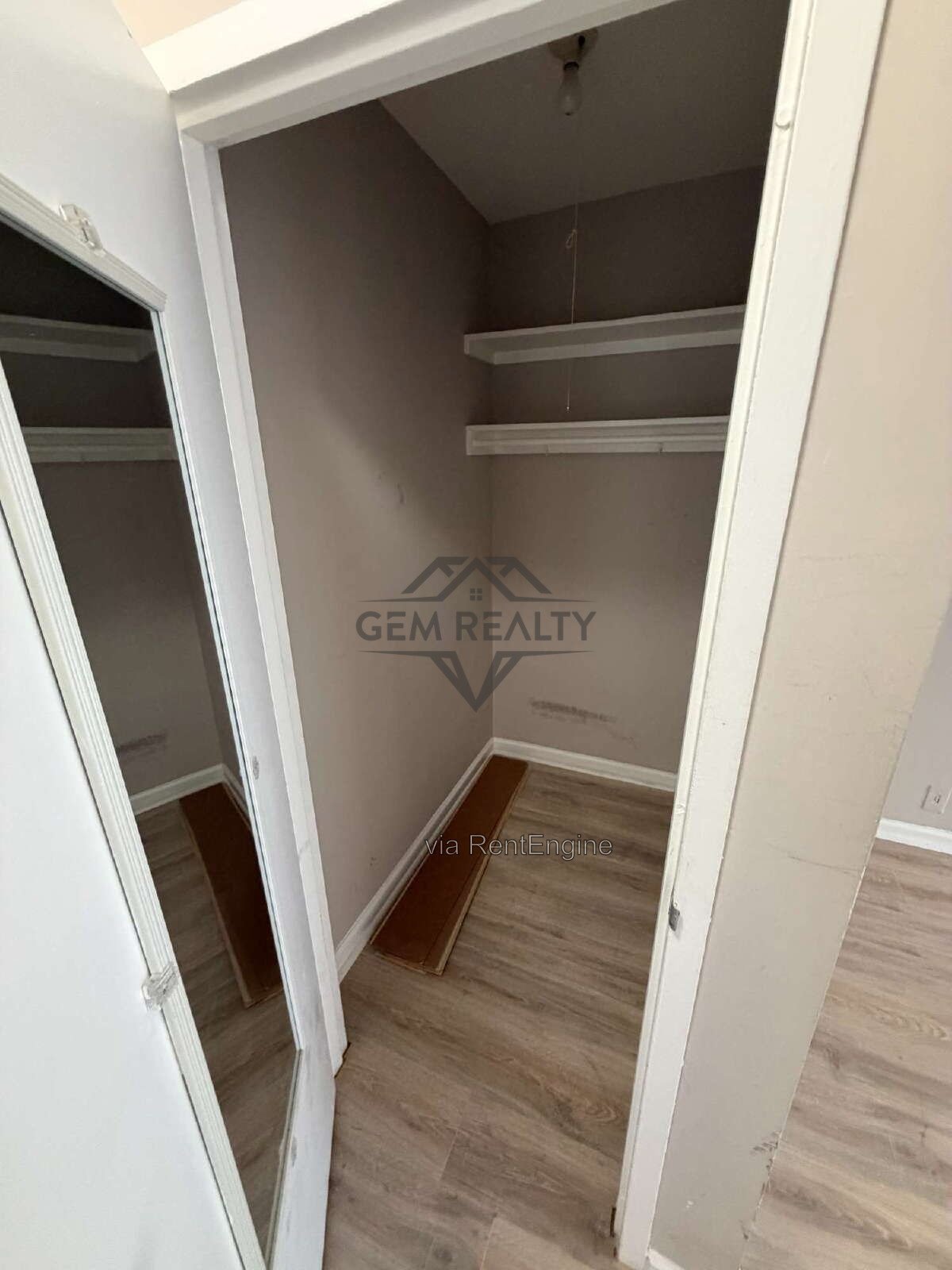 Charming Studio in River Place West – Arlington, VA property image