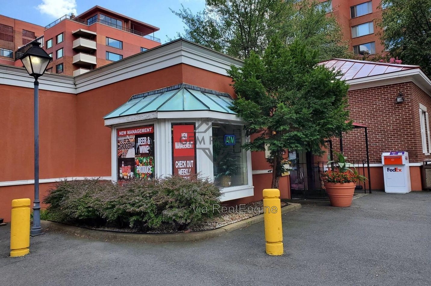 Charming Studio in River Place West – Arlington, VA property image