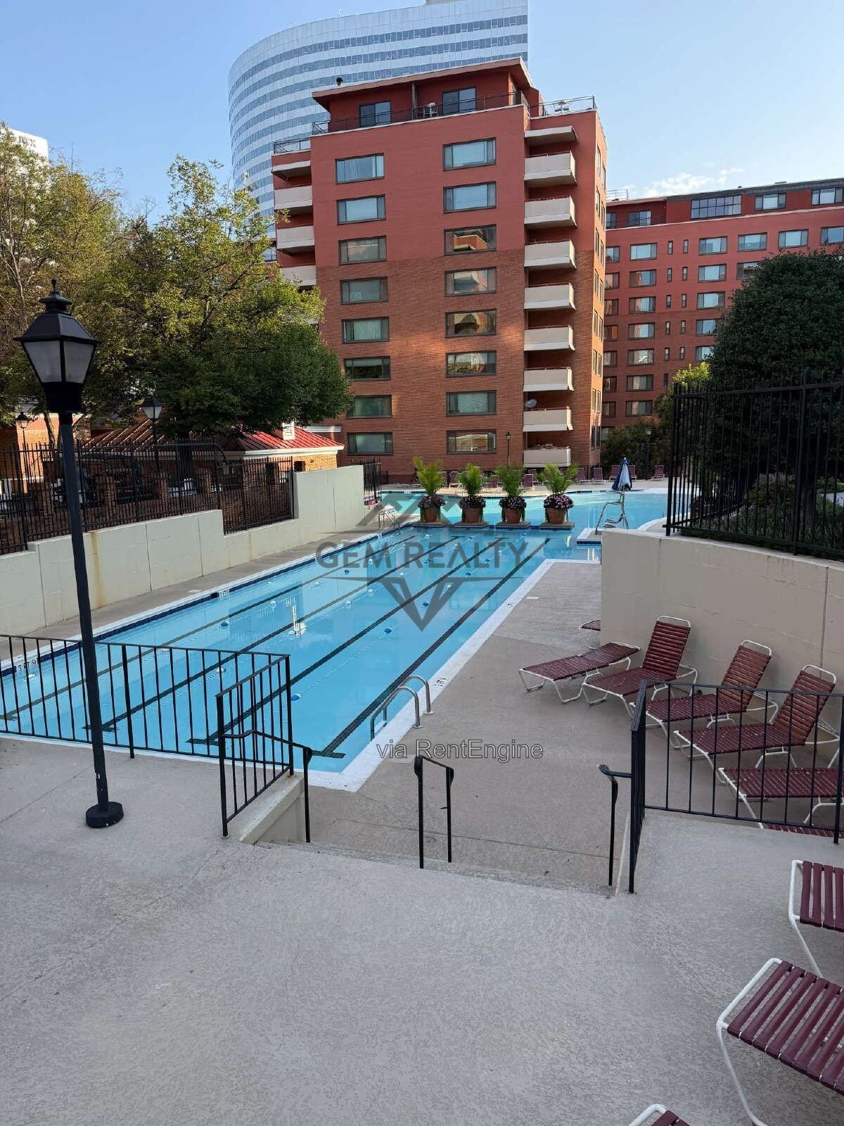 Charming Studio in River Place West – Arlington, VA property image