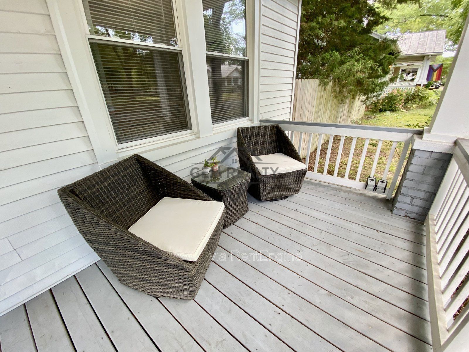 Charming Fully Furnished Cottage in the City – 3100 Stockton St property image