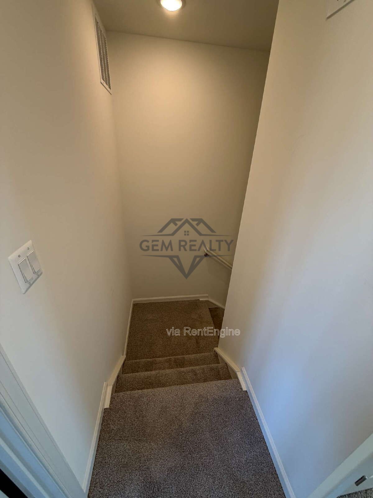 **MOVE-IN SPECIAL** $500 off the first months rent

Beautiful townhouse at Aspire at Wilderness Shores property image