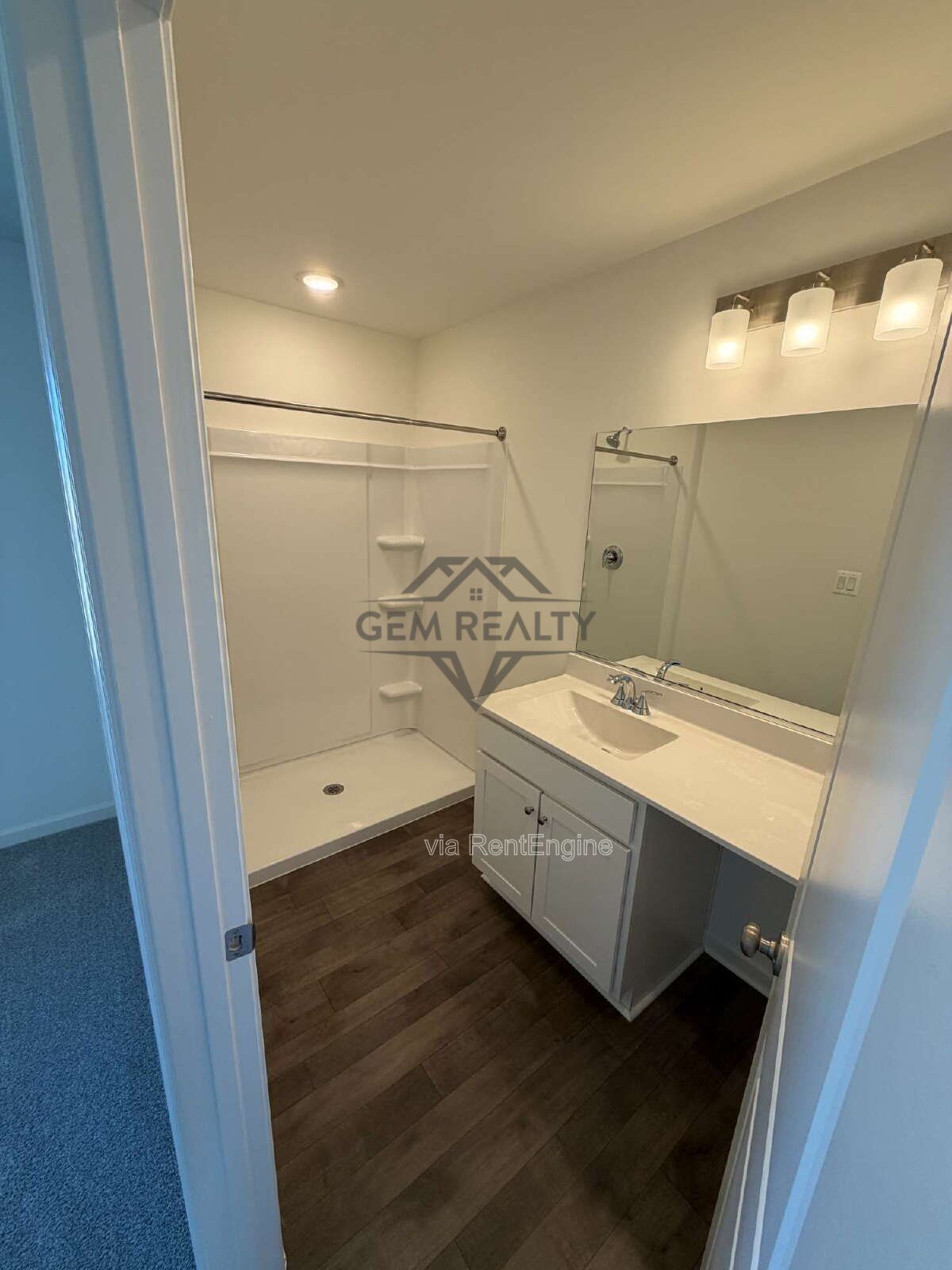 **MOVE-IN SPECIAL** $500 off the first months rent

Beautiful townhouse at Aspire at Wilderness Shores property image