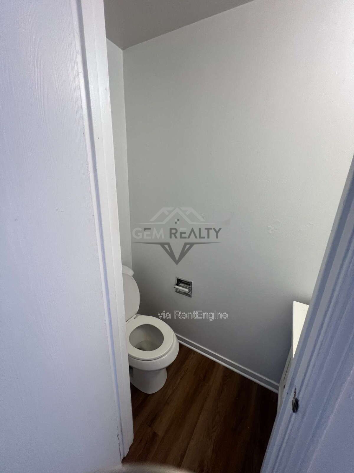 Charming 3-Level Townhome in Prime North Stafford Location property image