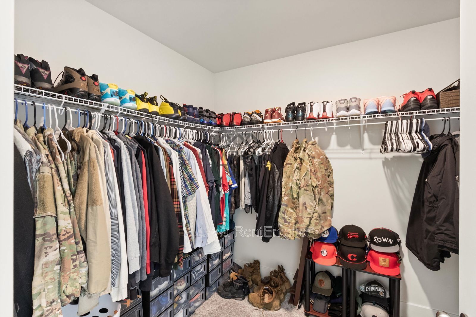 Beautiful LIKE-NEW 4 bed/2.5 bath Home in Lake of the Woods Community Close enough to walk to Private Beach and Pool Access property image