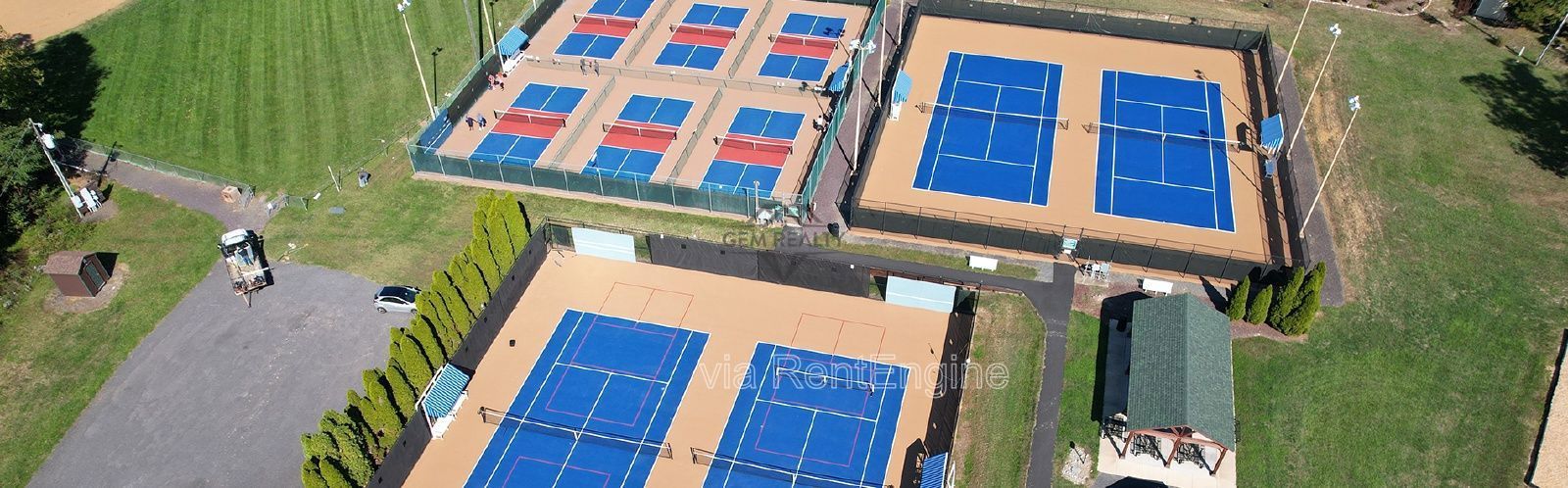 Beautiful LIKE-NEW 4 bed/2.5 bath Home in Lake of the Woods Community Close enough to walk to Private Beach and Pool Access property image