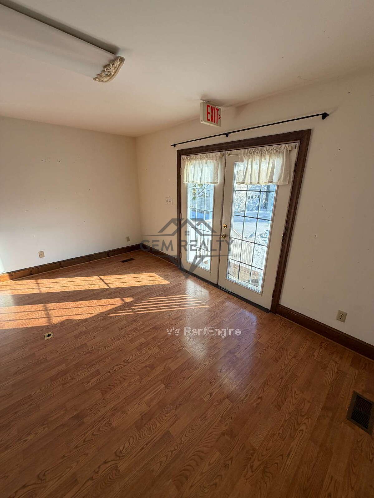 Commercial/Retail Property for Lease
2BR/1BA Apartment Lease property image