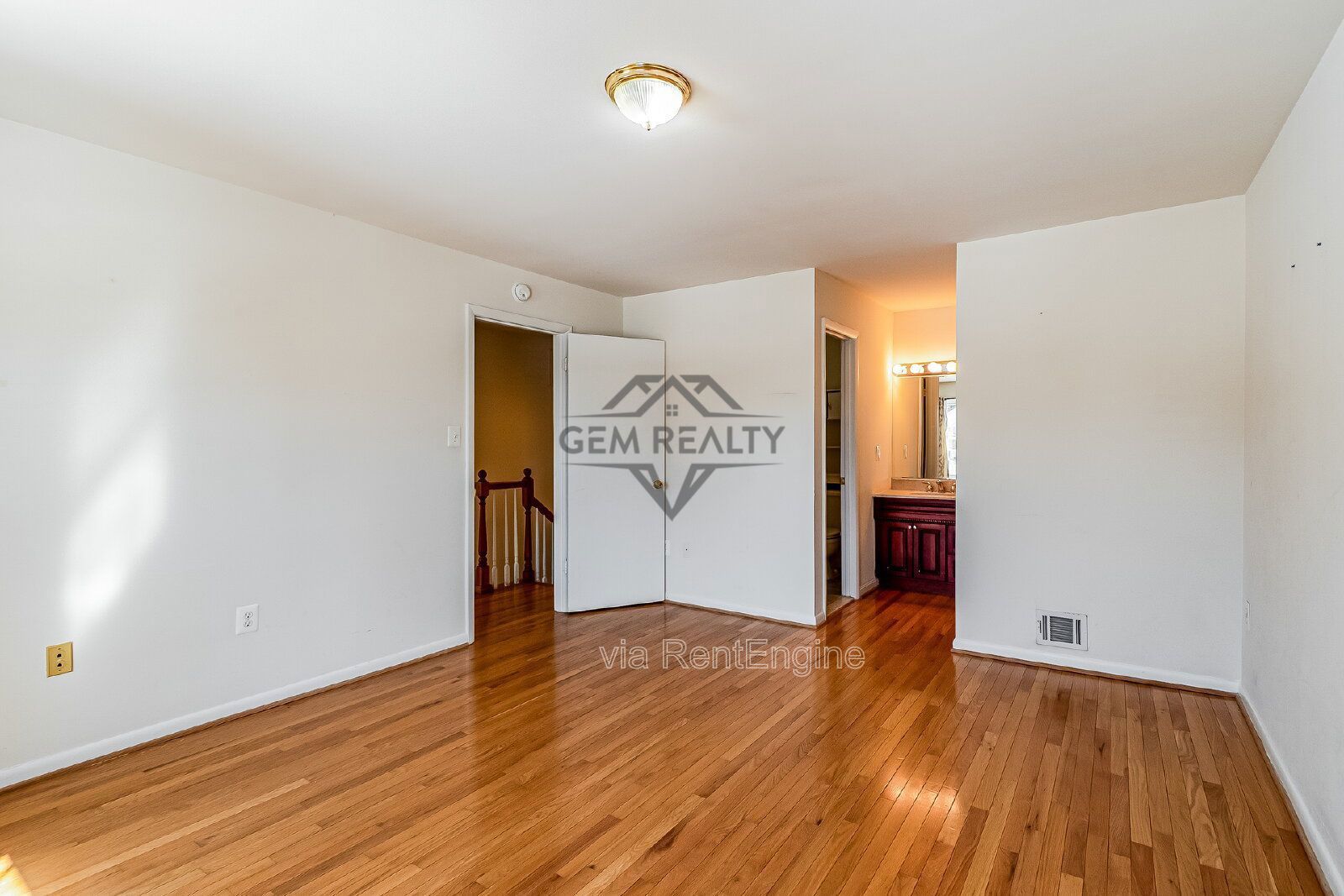 Single family home in great location! property image