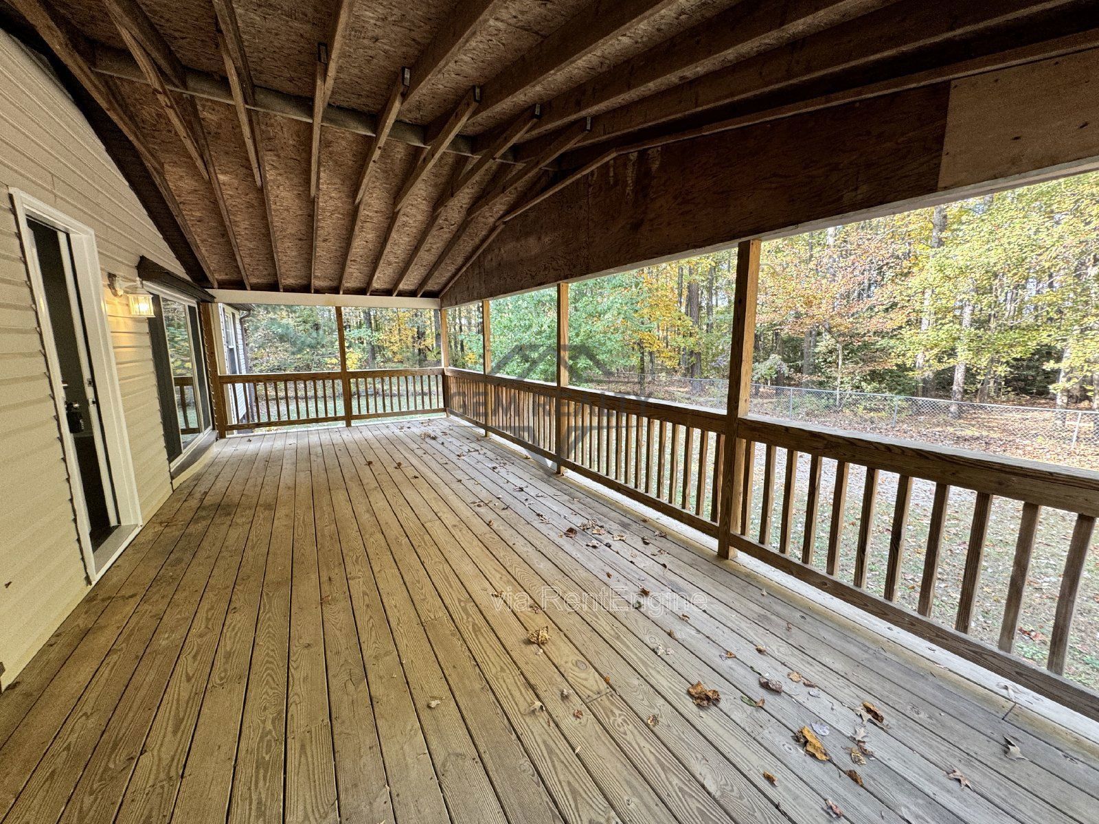 3-Bedroom Home with Spacious Layout – 340 Faucetts Road, Tappahannock
*KITCHEN COUNTERTOP WILL BE REPLACED IN MARCH '26 w/GRANITE. PROPERTY CAN BE LEASED BEFORE THIS DATE IF APPLICANT CHOOSES* property image
