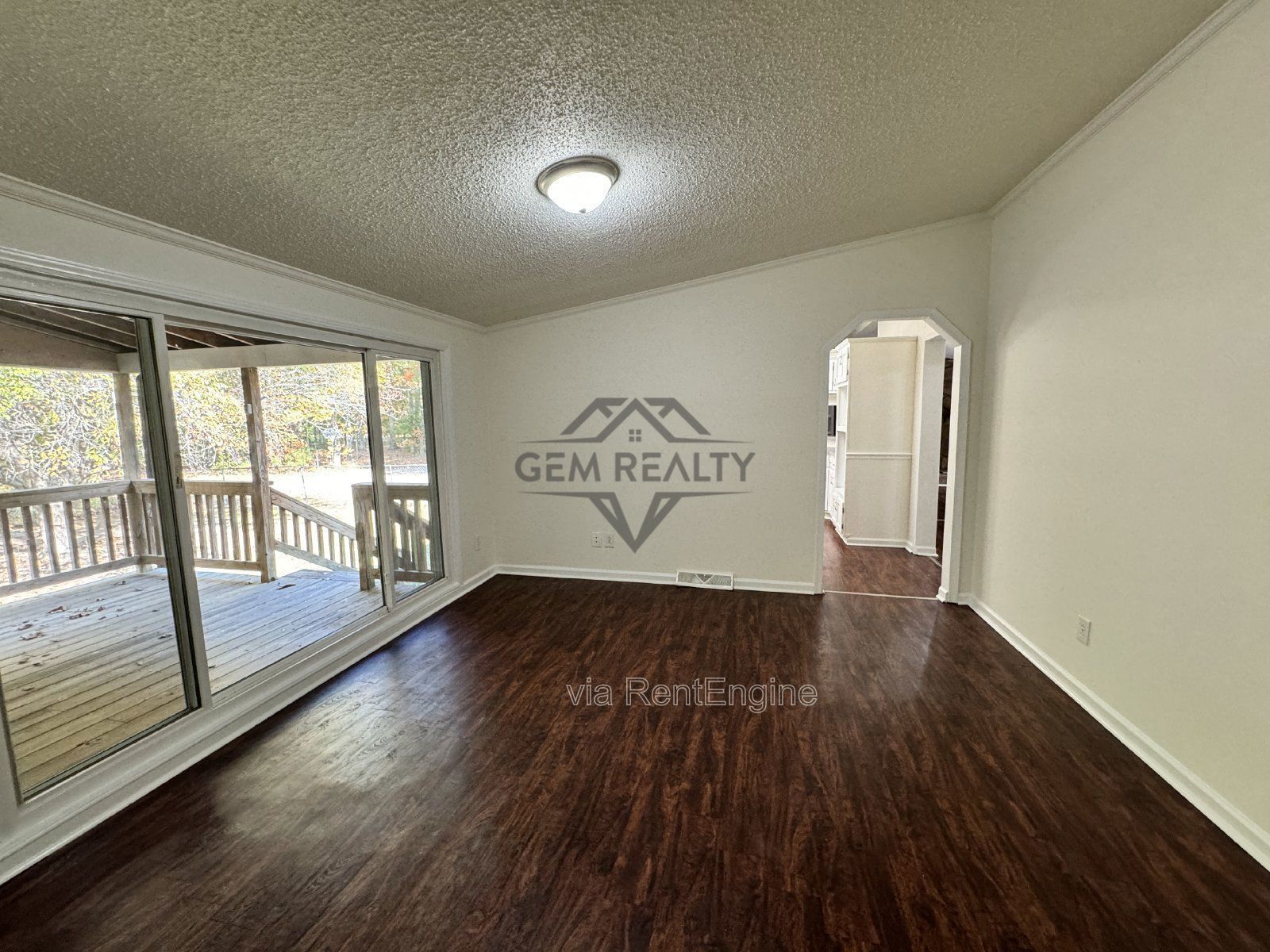 3-Bedroom Home with Spacious Layout – 340 Faucetts Road, Tappahannock
*KITCHEN COUNTERTOP WILL BE REPLACED IN MARCH '26 w/GRANITE. PROPERTY CAN BE LEASED BEFORE THIS DATE IF APPLICANT CHOOSES* property image