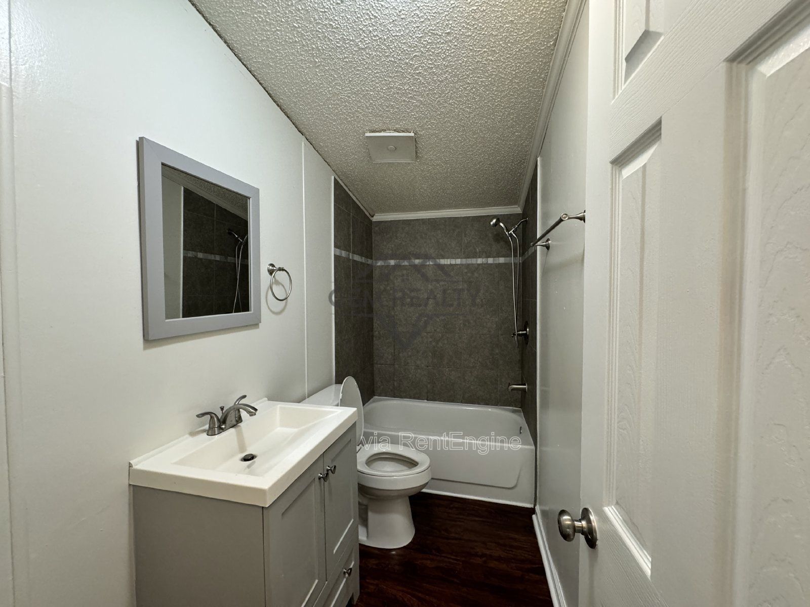 3-Bedroom Home with Spacious Layout – 340 Faucetts Road, Tappahannock
*KITCHEN COUNTERTOP WILL BE REPLACED IN MARCH '26 w/GRANITE. PROPERTY CAN BE LEASED BEFORE THIS DATE IF APPLICANT CHOOSES* property image