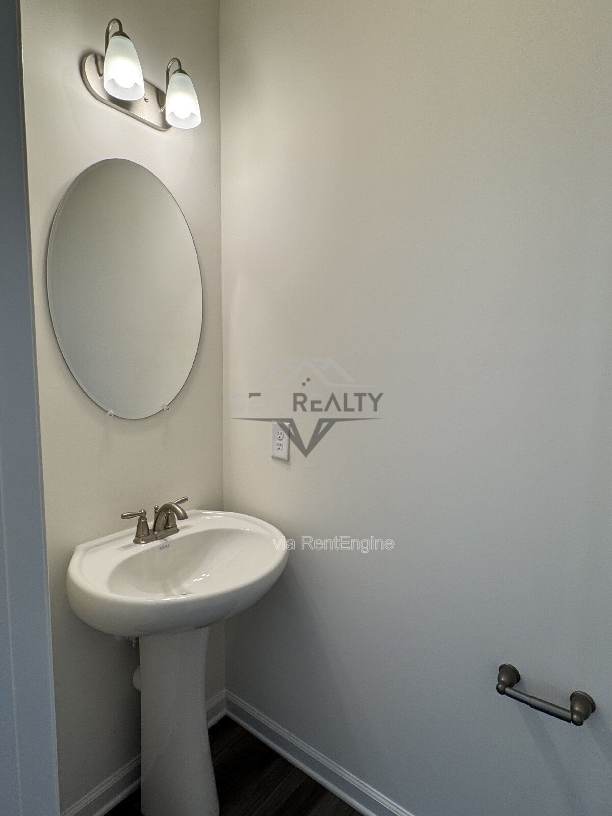 Brand New 3-Bedroom Townhome for Rent in The Glens at Scott Place property image