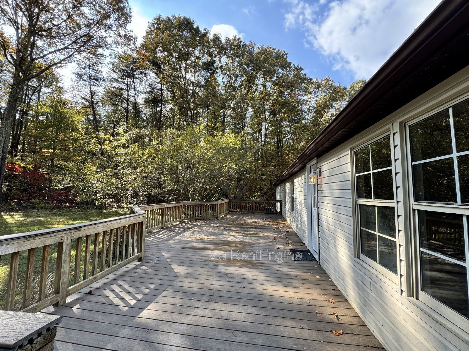 3-Bedroom Home with Spacious Layout – 340 Faucetts Road, Tappahannock
*KITCHEN COUNTERTOP WILL BE REPLACED IN MARCH '26 w/GRANITE. PROPERTY CAN BE LEASED BEFORE THIS DATE IF APPLICANT CHOOSES* property image