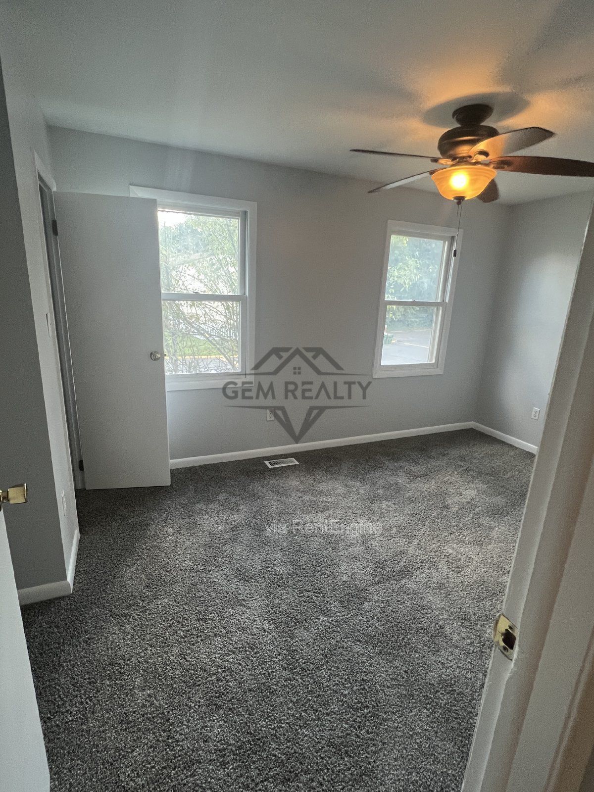 Spacious 3 Bedroom End Unit Townhome in Breezewood Forest in Fredericksburg property image